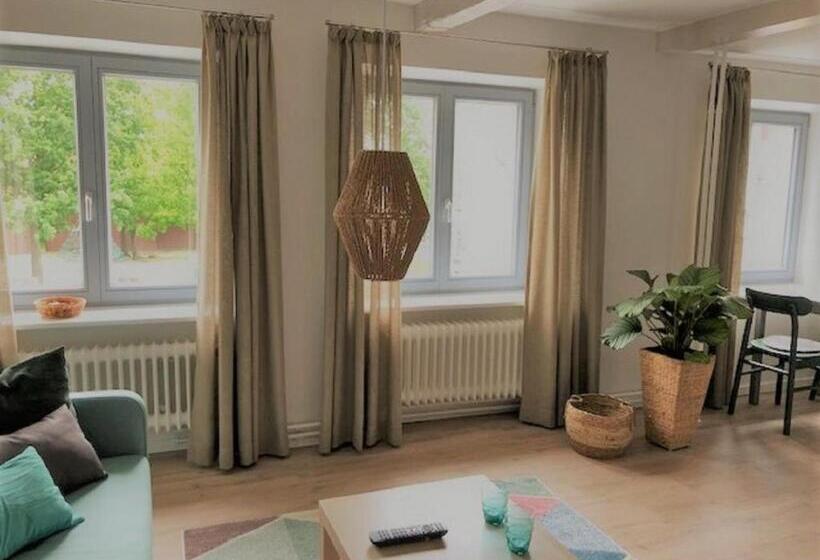 Апартаменты 1 Спальня, F Ritz