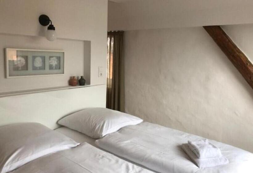 Апартаменты 1 Спальня, F Ritz