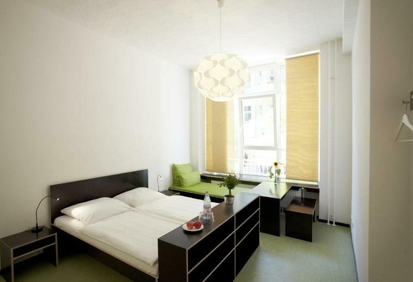 اتاق استاندارد, Hüttenpalast