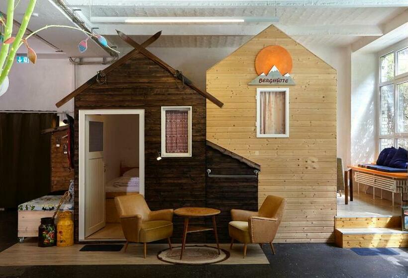 کابین, Hüttenpalast