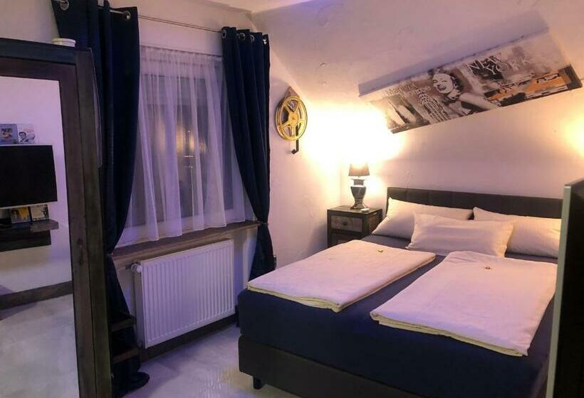 스탠다드 룸, Karthäuser Hof