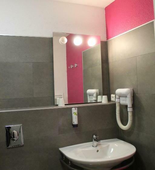 Номер Стандарт, Enzo Hôtels Premier Prix   Logis Amnéville