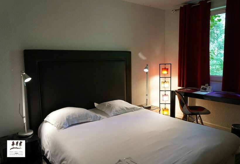 Номер Стандарт, Enzo Hôtels Premier Prix   Logis Amnéville