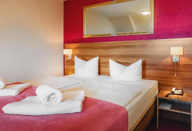 Номер Стандарт, Mira Mare