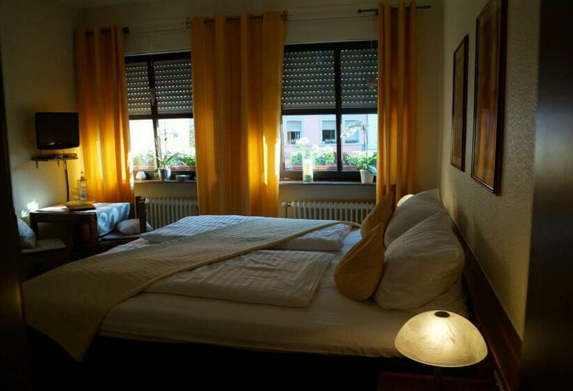 Номер Стандарт, Restaurant Zunftstube