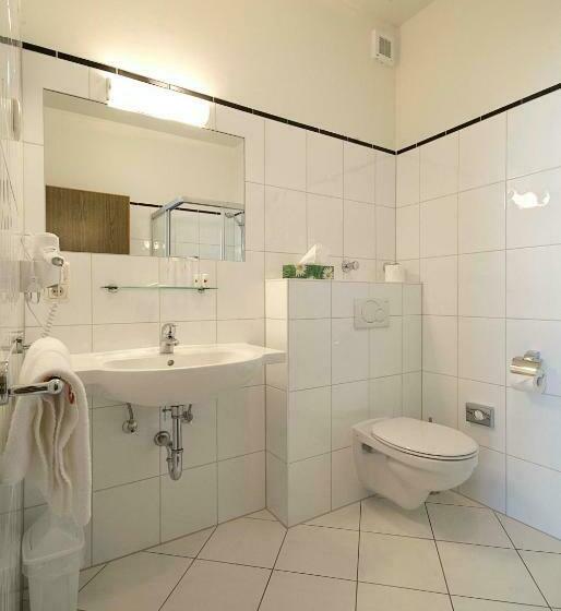 Номер Стандарт, Restaurant Zunftstube