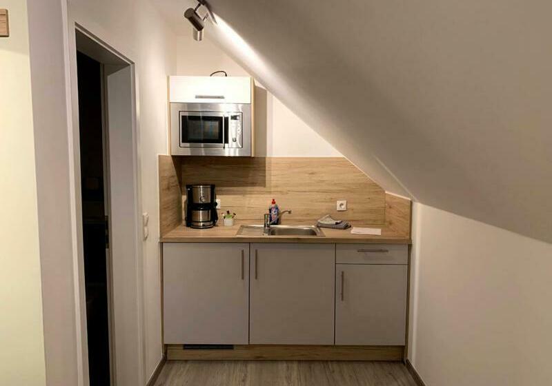 디럭스 룸, Schmidt S Hoern