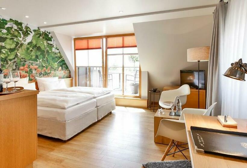 标准间带阳台, Weinhotel Fritz Walter