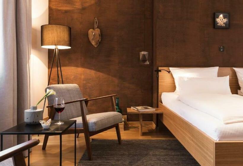 标准间带阳台, Weinhotel Fritz Walter