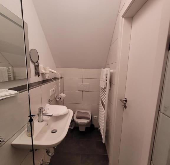 غرفة إقتصادية فردية, Weingut Lehnert Veit Guts