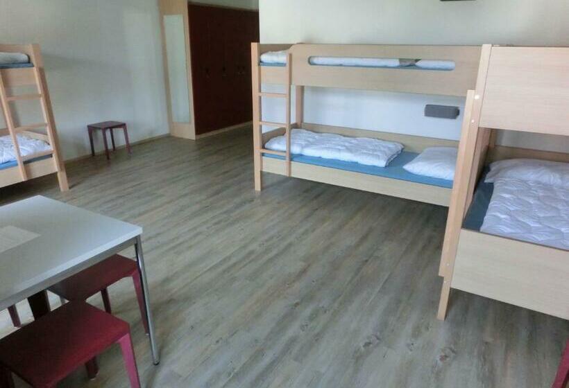 Семейный Номер, Jugendherberge Rottweil