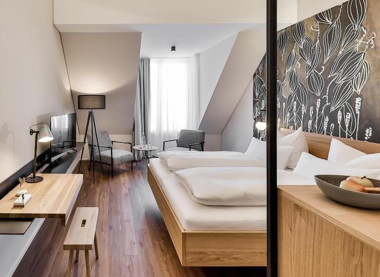 标准间, Weinhotel Fritz Walter