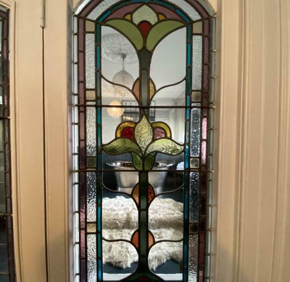 جناح سرير كينج, 38 St Giles