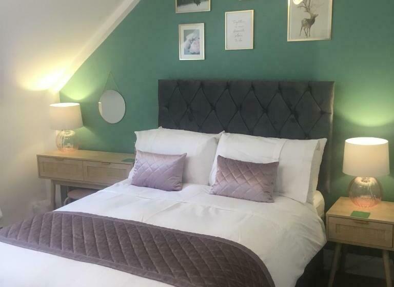 غرفة قياسية, Rose Villa