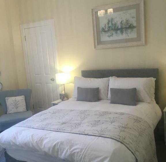 غرفة قياسية, Rose Villa