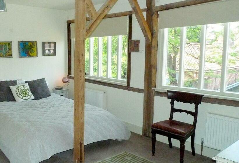 Номер Deluxe, Tinsmiths House