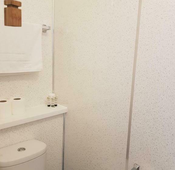 חדר סטנדרט יחיד, Victoria Lodge