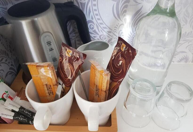 חדר בסיסי, Victoria Lodge