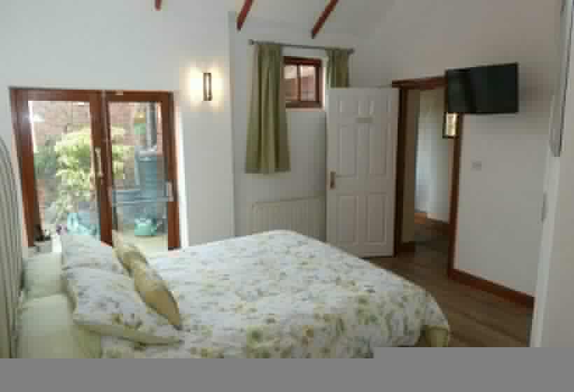 标准间, West View Farm