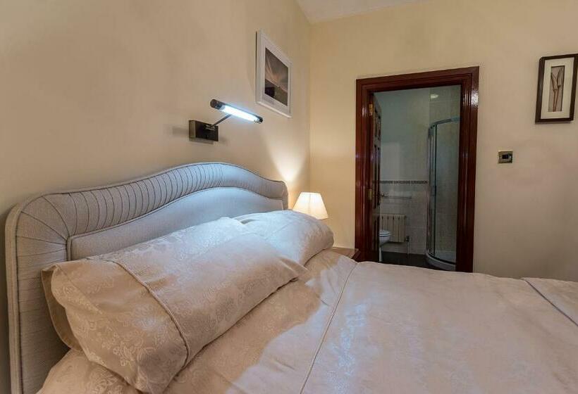 디럭스 룸, Glendaloch B&b