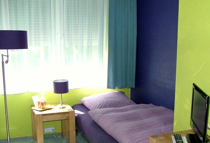 스탠다드 싱글 룸, Donnersberg