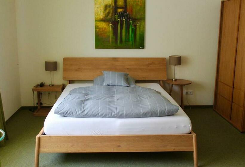 컴포트 룸, Donnersberg