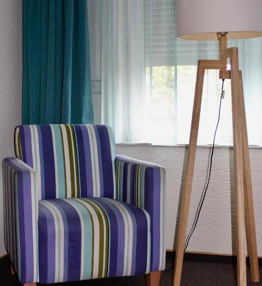 스탠다드 싱글 룸, Donnersberg