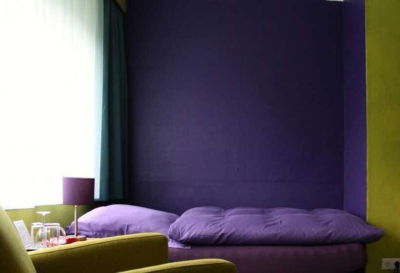 스탠다드 싱글 룸, Donnersberg