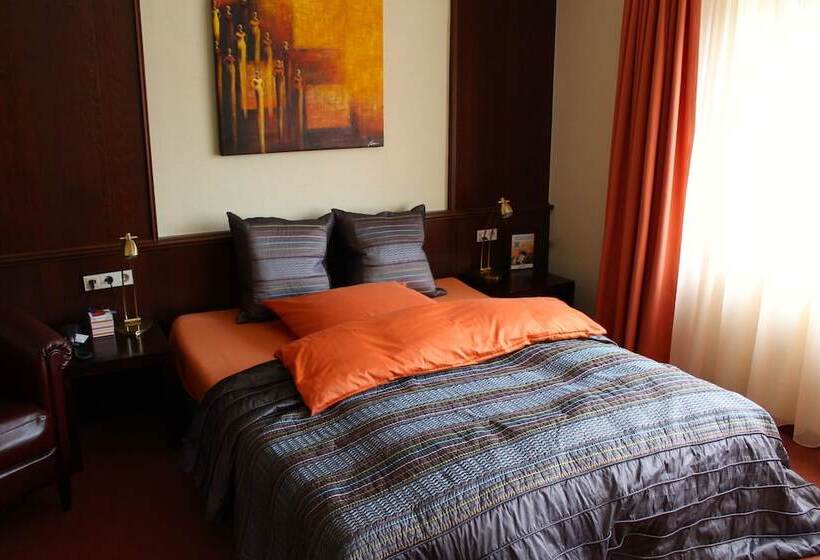 컴포트 룸, Donnersberg