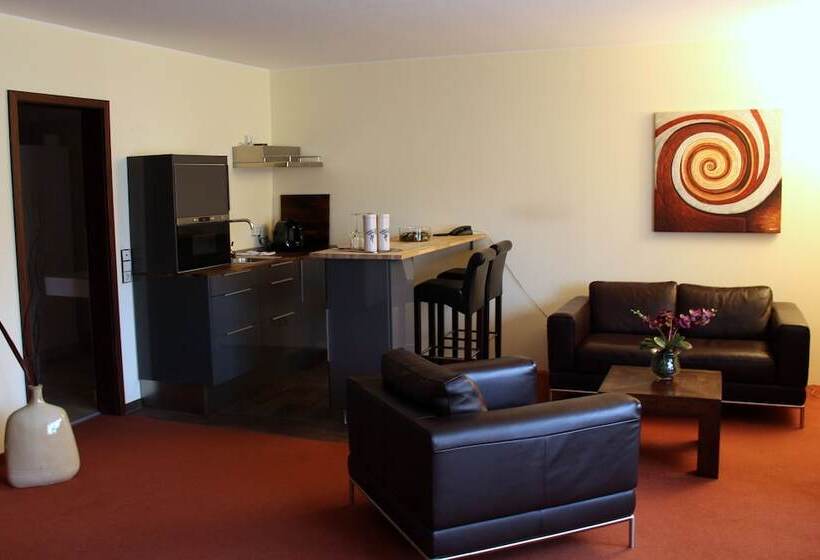 주니어 스위트, Donnersberg