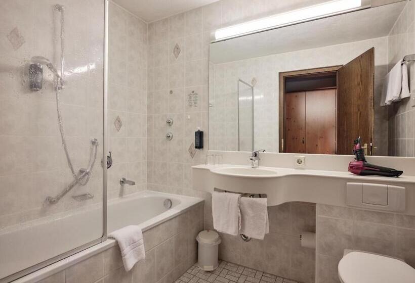 Junior Suite com Balcao, Hochfirst