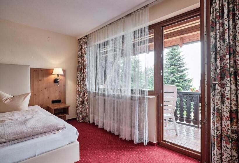 Junior Suite com Balcao, Hochfirst