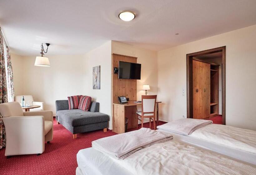 Junior Suite com Balcao, Hochfirst