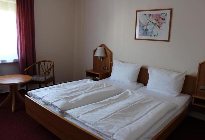 标准间带阳台, Zur Moselbrücke