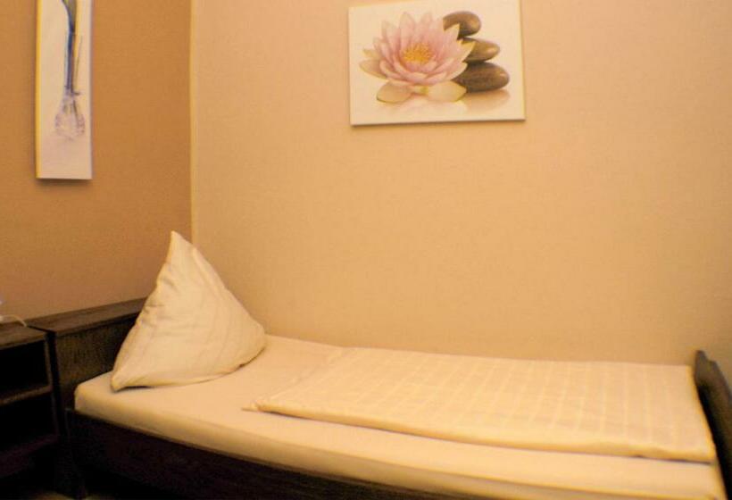 スタンダードシングルルーム, Restaurant Moselblümchen