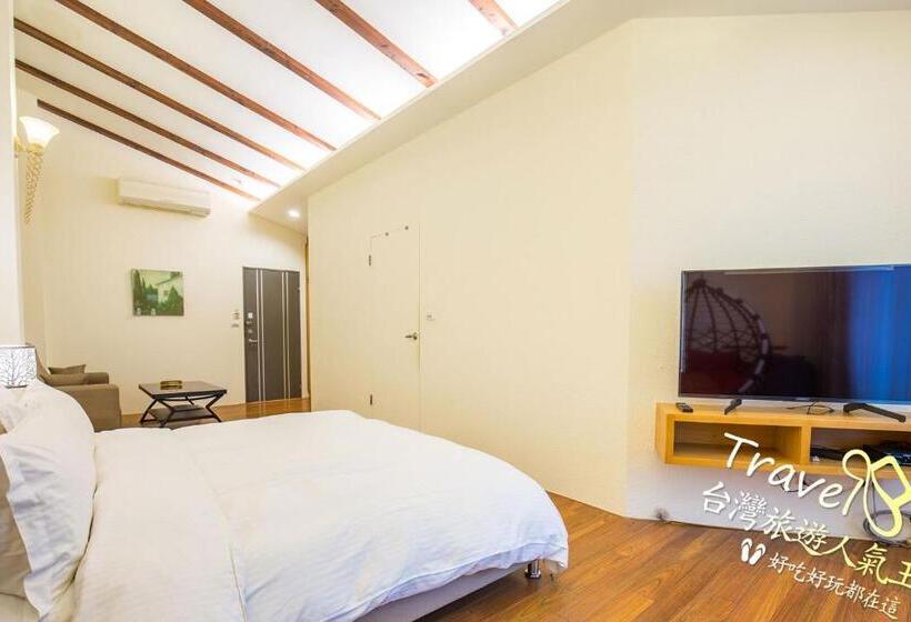 اتاق استاندارد با بالکن, Tree Lake B&b Hualien