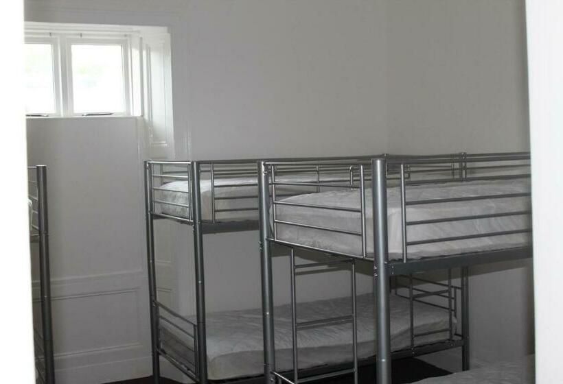 Кровать в Общей Комнате, The Heights Bunkhouse