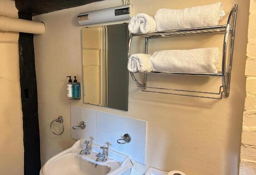 スタンダードルーム, Bassa Villa