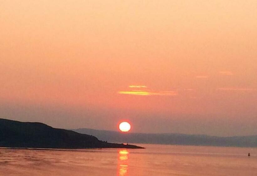 غرفة قياسية فردية حمام مشترك, Broom Lodge