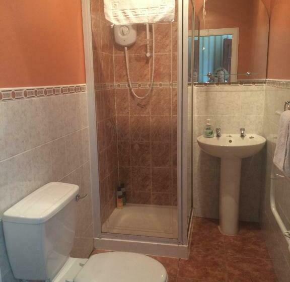 غرفة قياسية مطلّة علي الحديقة, Broom Lodge