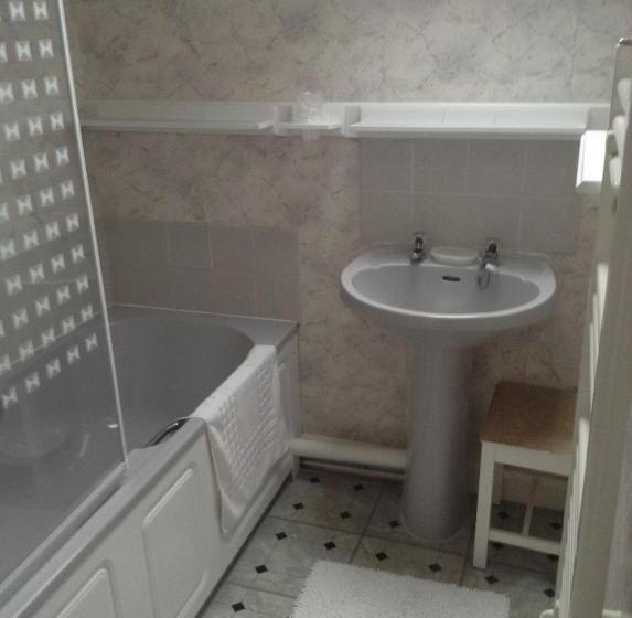 غرفة عائلية, Claremont Guesthouse