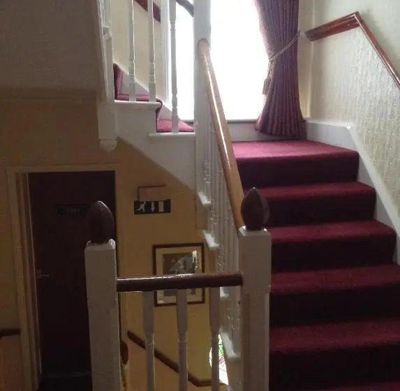 サイドオーシャンビュースタンダードルーム, Claremont Guesthouse