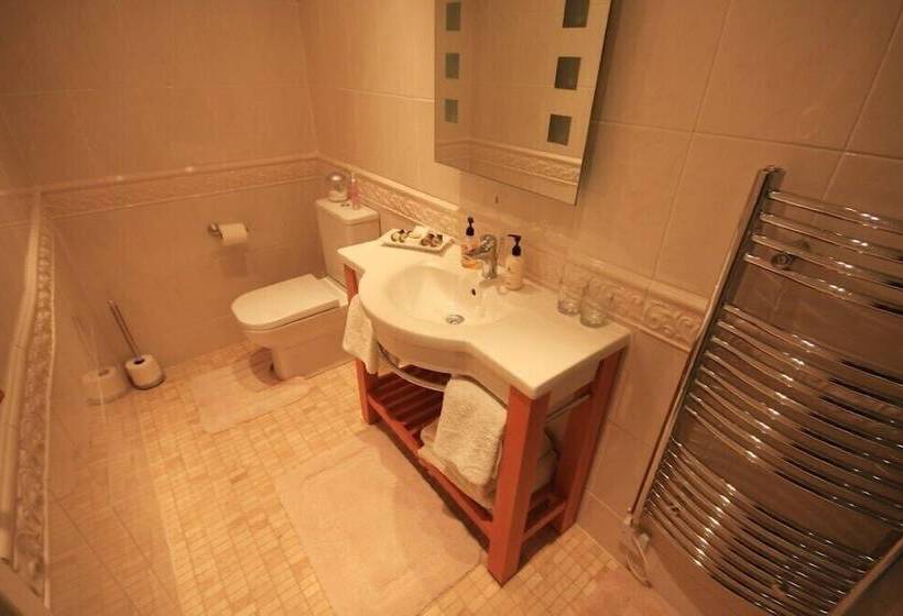 חדר דלוקס, Tosson Tower Farm