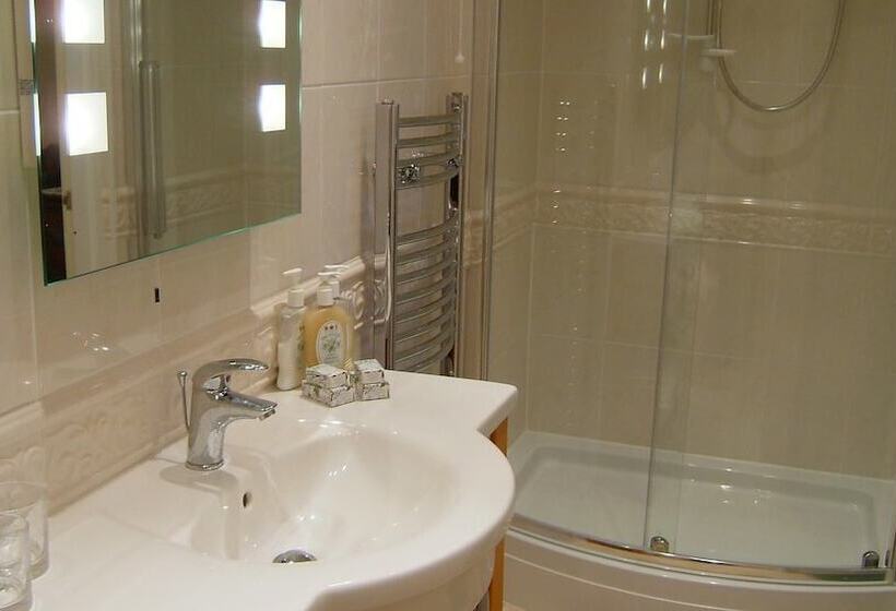 חדר דלוקס, Tosson Tower Farm