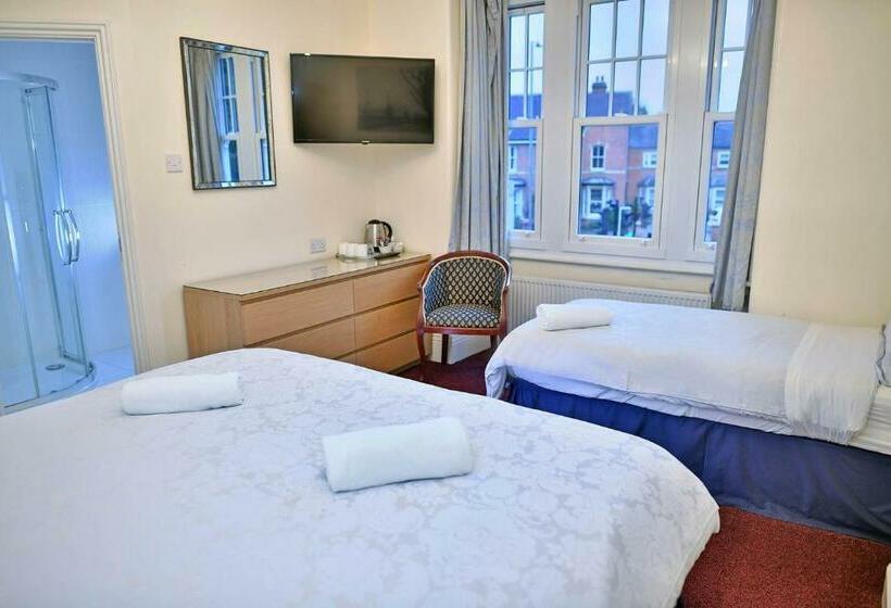 חדר משפחתי, Linhill Guest House