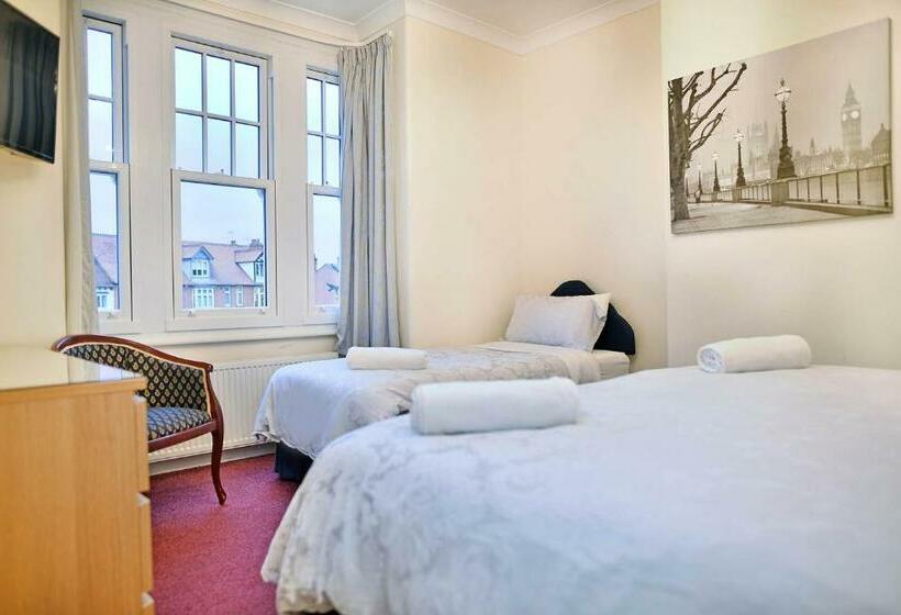 חדר משפחתי, Linhill Guest House