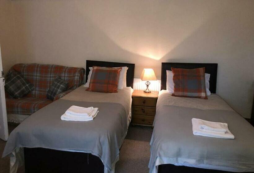 Семейный Номер, Penisa Rllan Farm