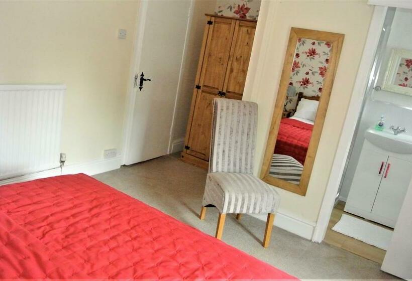 Номер Стандарт, Penisa Rllan Farm