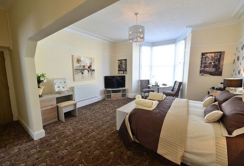 غرفة قياسية مطلّة علي البحر, Snooze