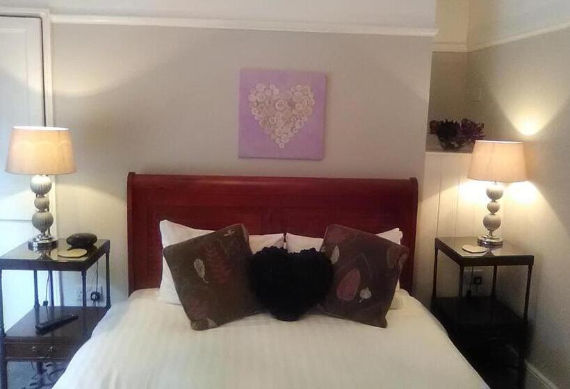 Номер Superior, The Boathouse